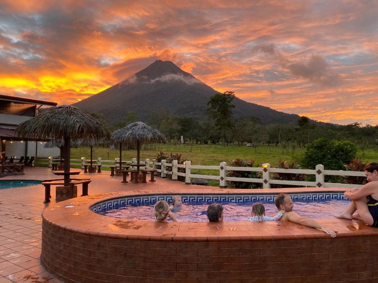 Hotel La Pradera Del Arenal La Fortuna Εξωτερικό φωτογραφία